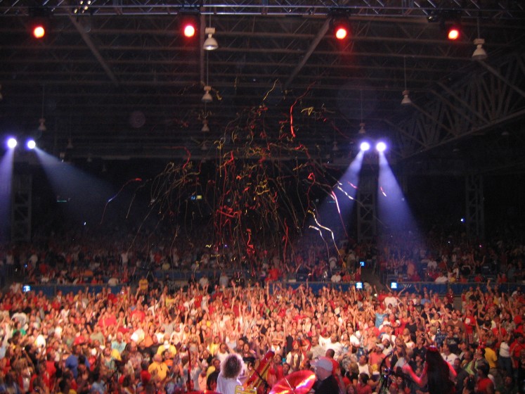 Sammy shootin the party cannon in St louis!