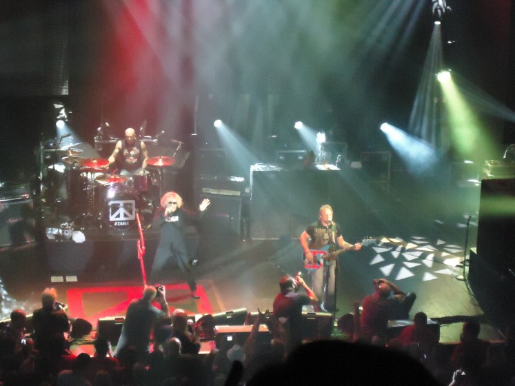 Chickenfoot Detroit 5-14-12