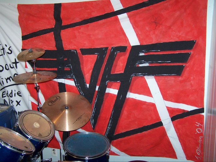 My VH banner, worn during the whole Up For Breakfast song. I was freakin' out!!